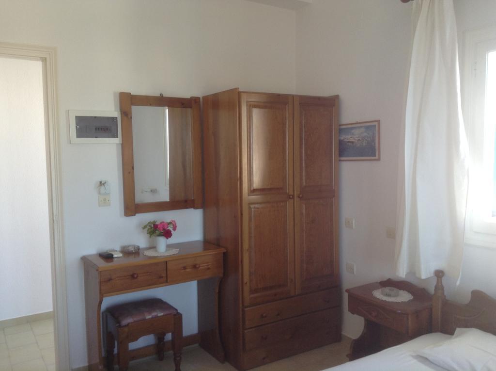 אנטיפארוס Rania Apartments מראה חיצוני תמונה